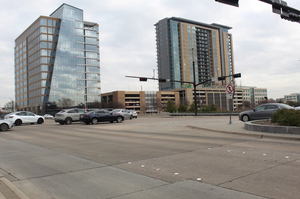 Monuments to honor Ross Perot set for Legacy area in Plano