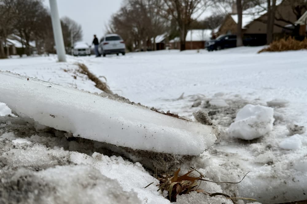 Denton ISD extends school closures to Thursday as icy conditions continue