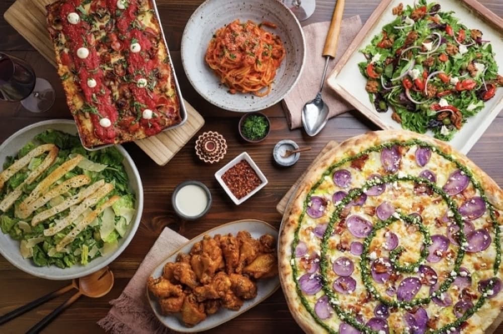 Overview of a variety of Italian cuisine dishes. 