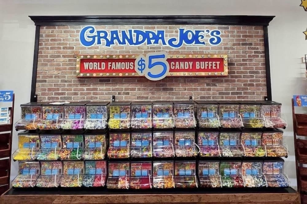 Grandpa Joe’s Candy Shop sells sweets, sodas in Flower Mound