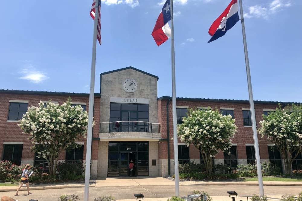 Friendswood to reopen council chambers after technology updates