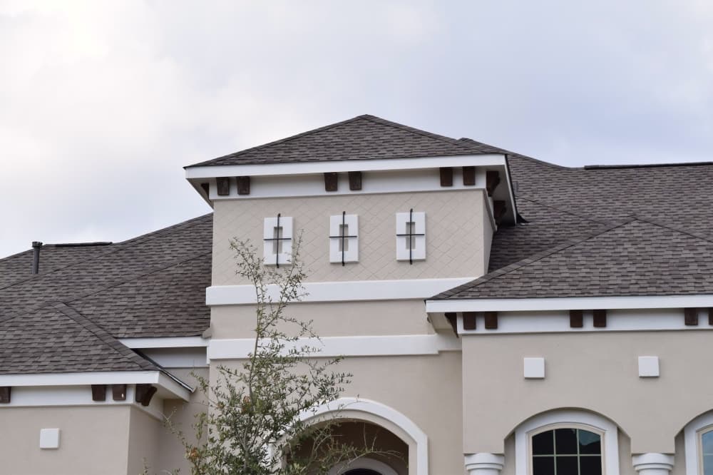 Paint Pro provides stucco and brick repainting services in Leander