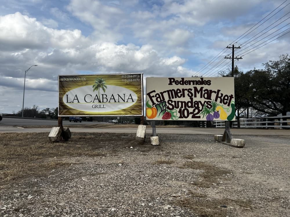 la cabana sign