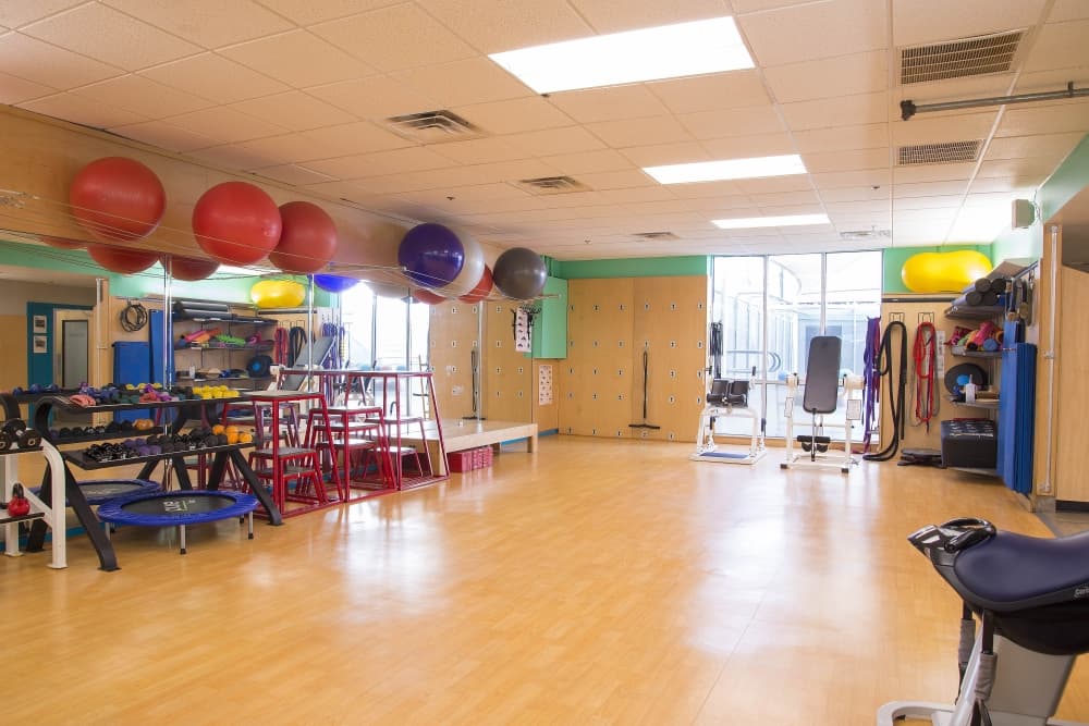 stretch room