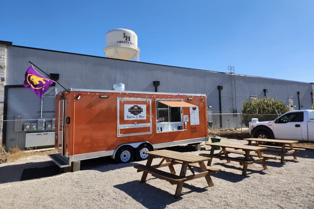 Elenita's Taco Truck now open in Liberty Hill