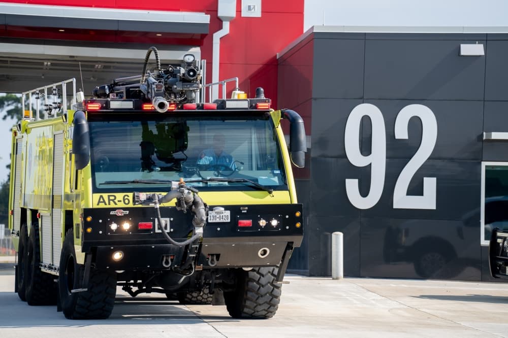 Houston Fire Department opens new 21K-square-foot facility at IAH