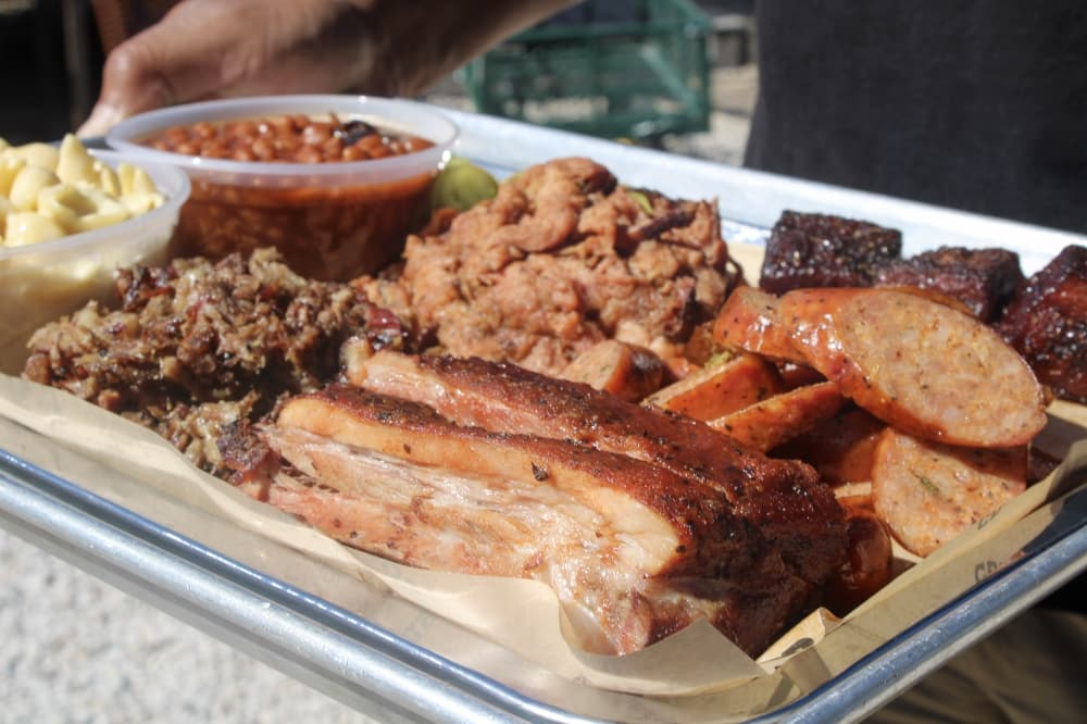 An image of the barbecue. 