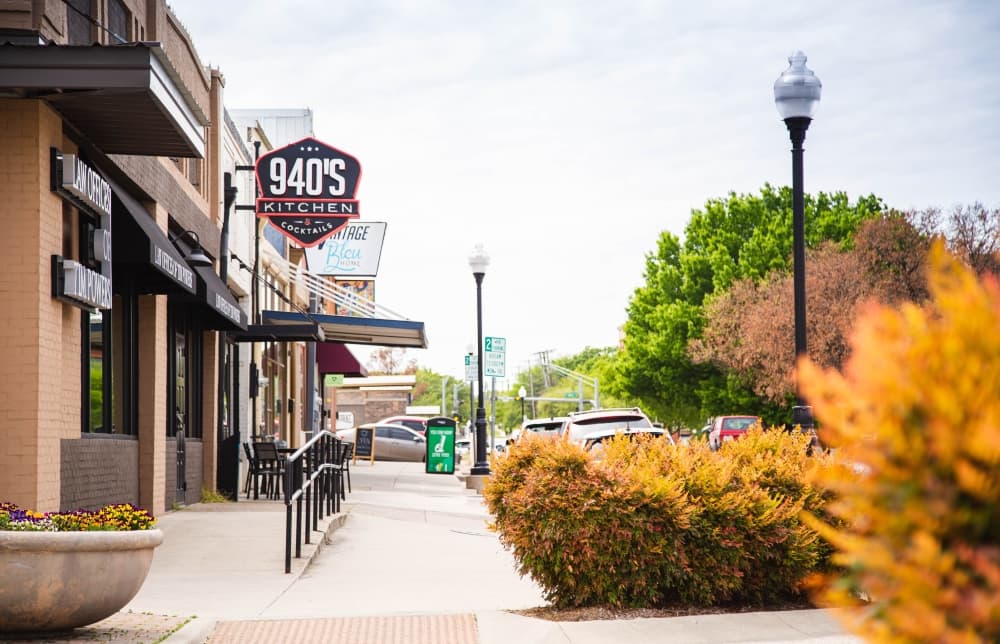 No Valentine's Day plans yet? Check out these 8 romantic dinner, drink spots in Denton