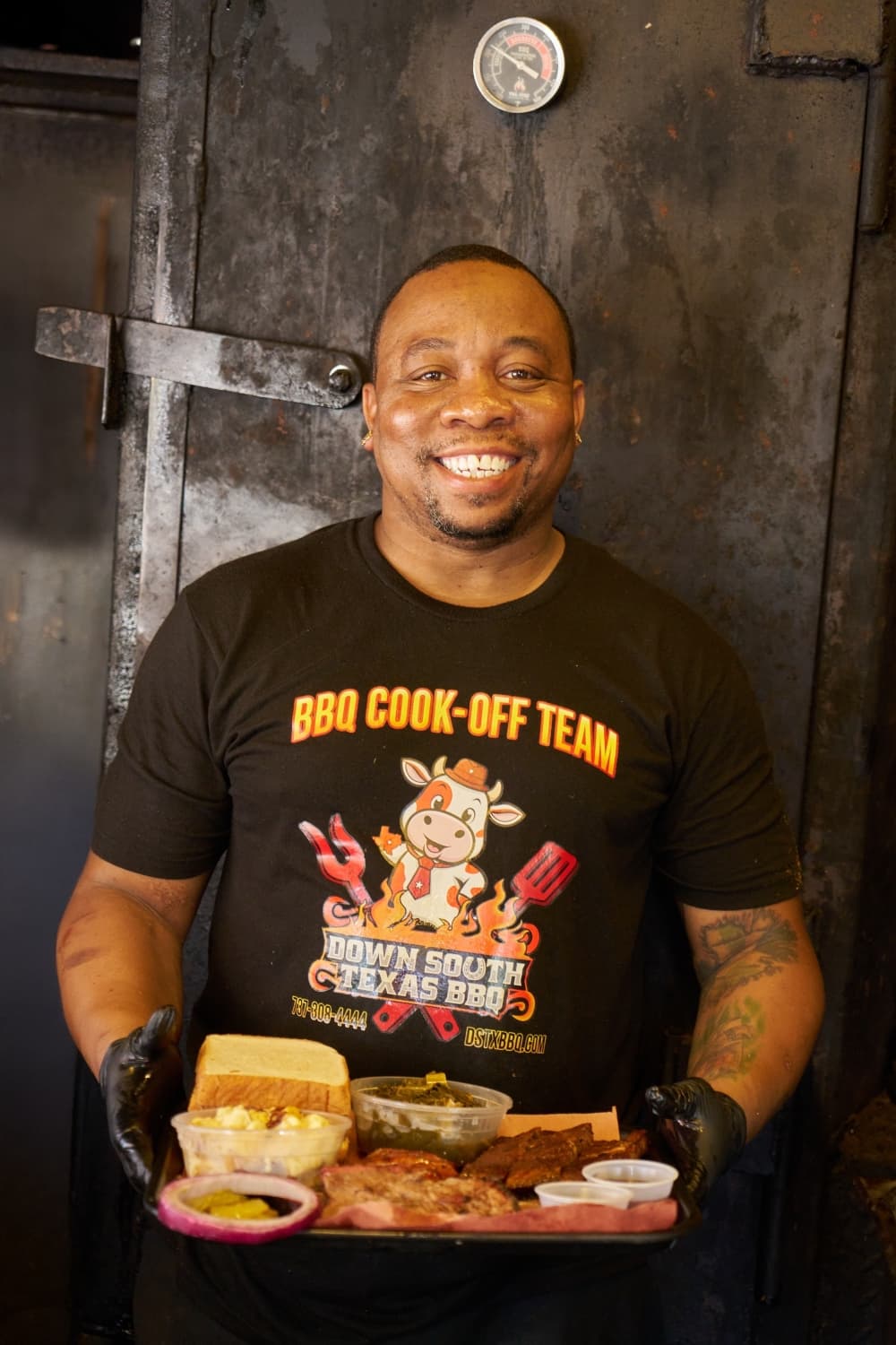 An image of the owner. 
