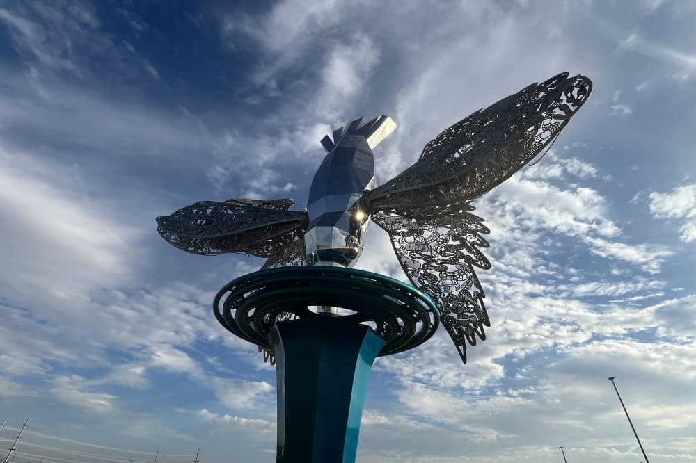 A new statue at Alliance Park brings attention to the significance of a wetland in a community. (Cody Thorn/Community Impact)