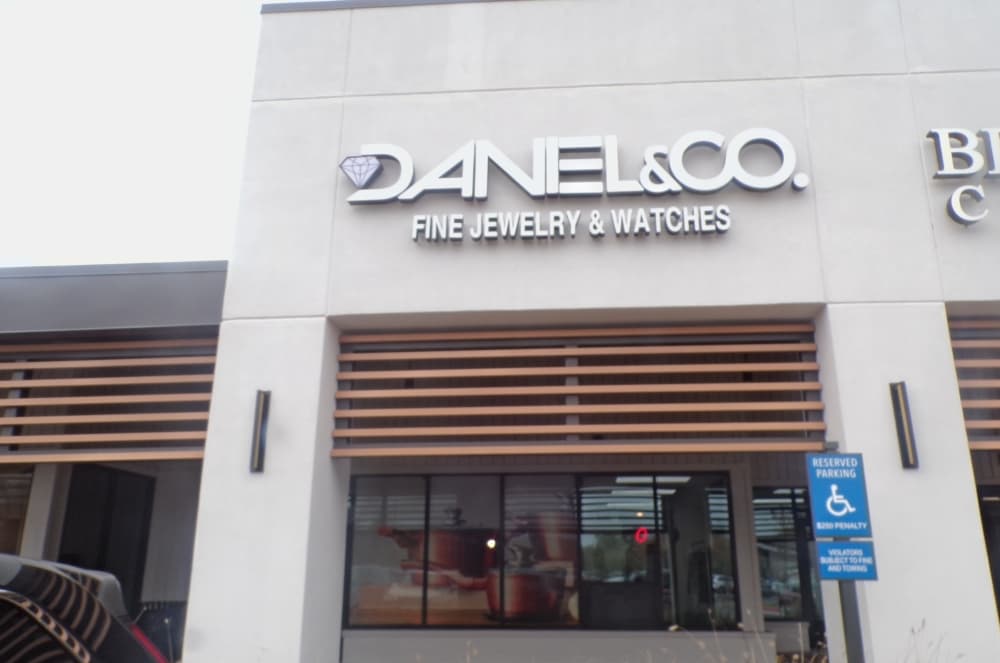 Daniel & Co. Fine Jewelry & Watches coming to Grogan's Mill Village Center