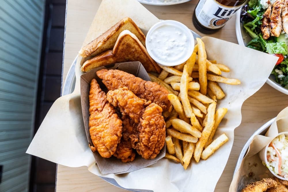 Barbecue, pizza and subs: Check out 15 Bastrop-area business updates