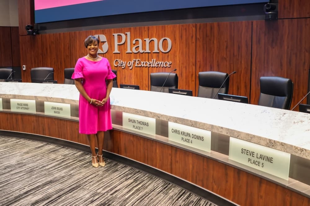 Shun Thomas sworn in as newest Plano City Council member