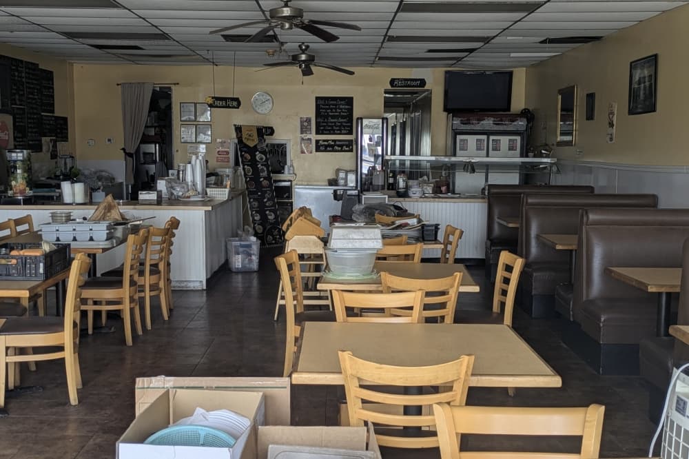 Burger House closes in Webster