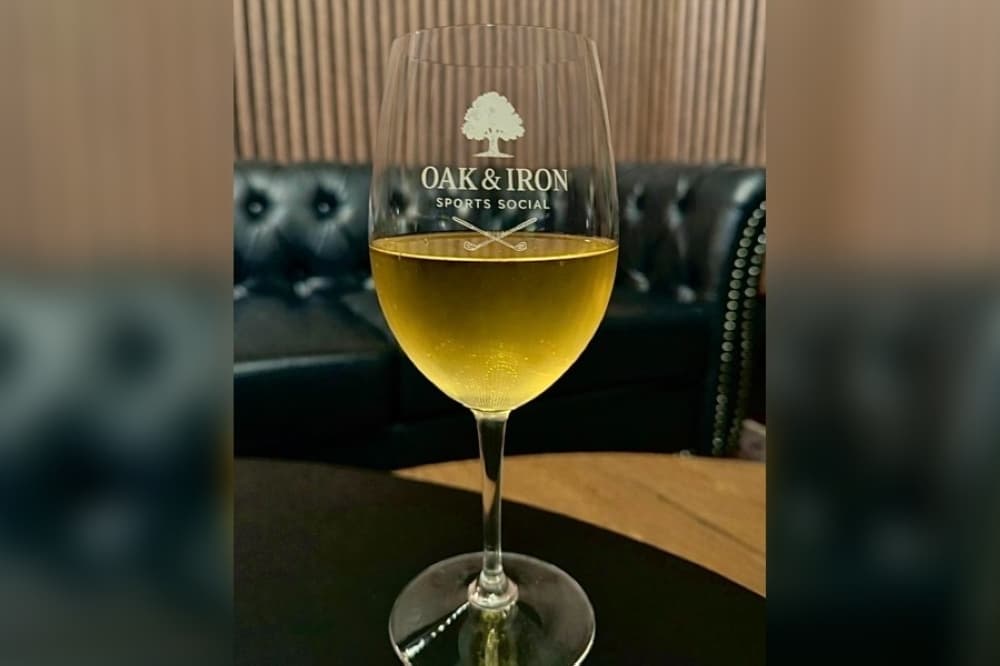 Oak & Iron Sports Social now serving in Vintage Park