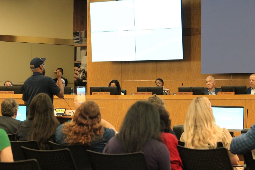 Houston ISD to close 12 schools in June