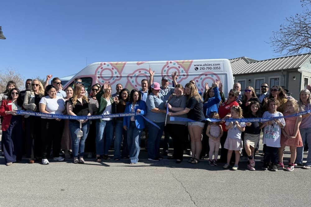 Alsies ice cream truck now open, serving Northeast San Antonio