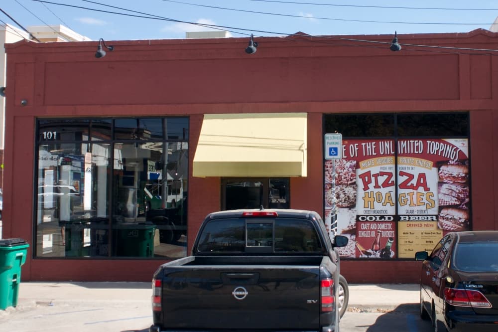 Crooked Crust was open near the University of North Texas for 14 years. (Adam Doe/Community Impact)
