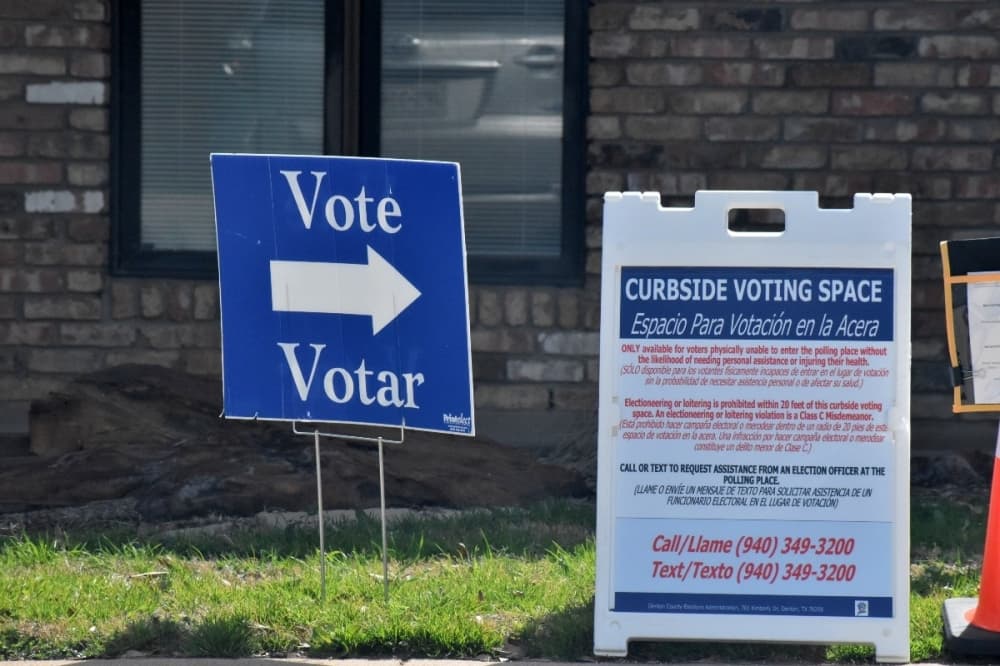 Simmons wins Democratic Tarrant County judge primary