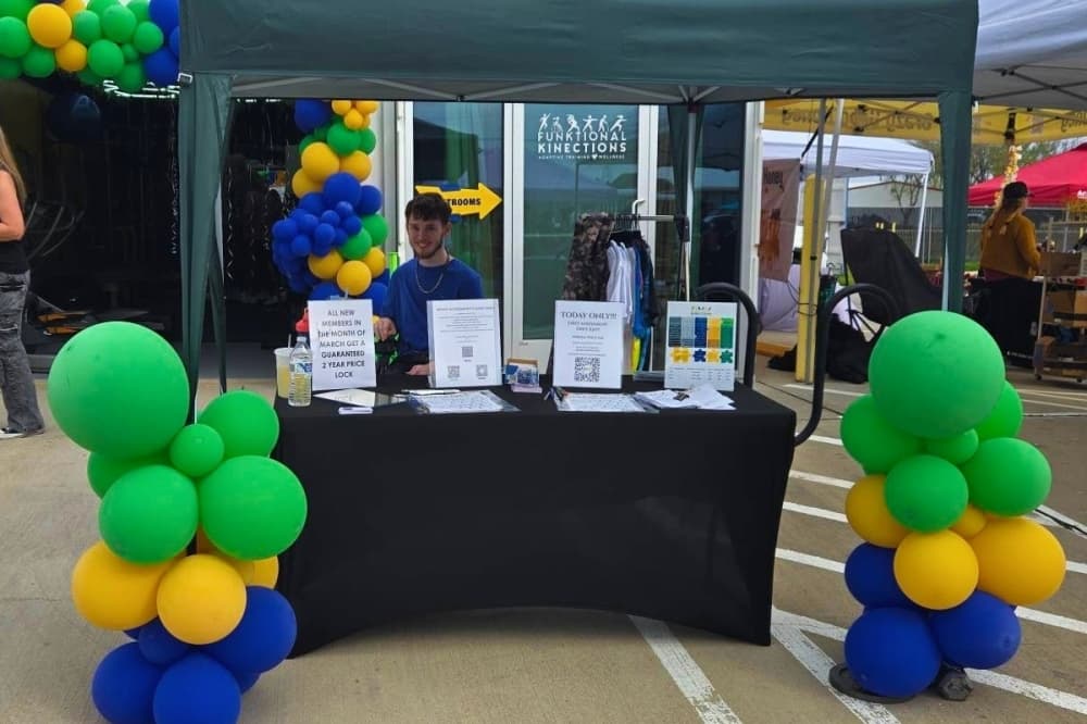 balloons for an grand opening party 