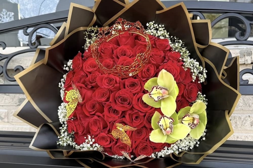 Pearland Flower Shop now open