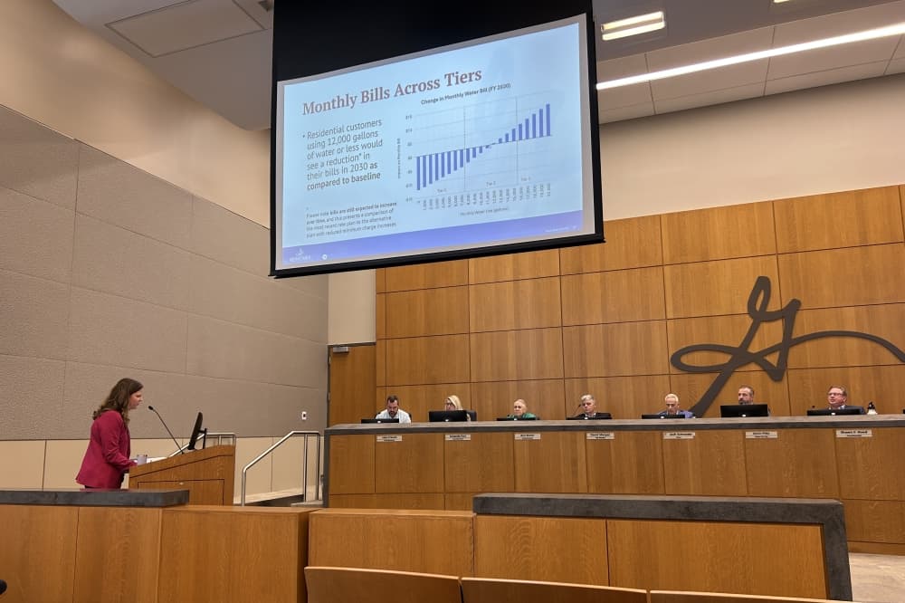 Georgetown officials consider changes to water utility billing to manage costs