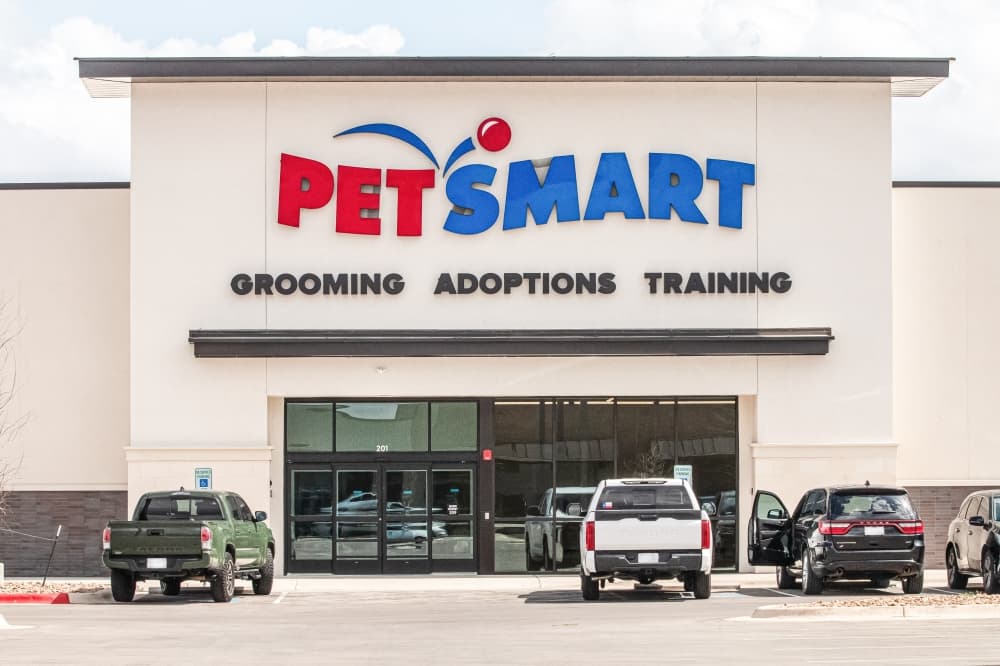 Training, grooming and more: First Bastrop PetSmart debuts April 18