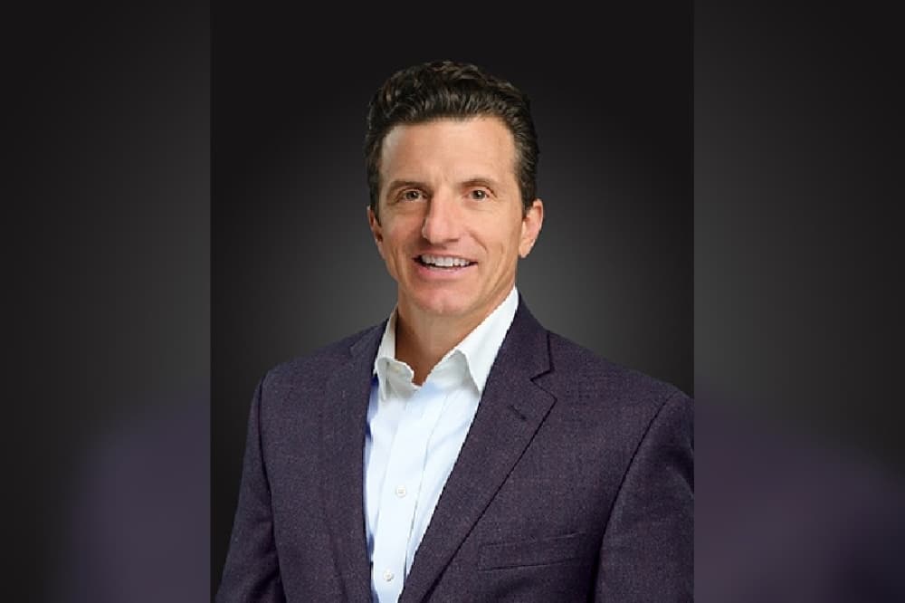Headshot image of Lou Morelli
