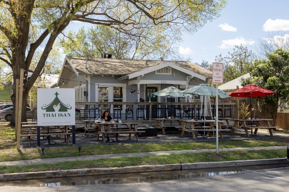 Thai Isan House is located at 596 S. Castell Ave. (Ethan Thomas/Community Impact)