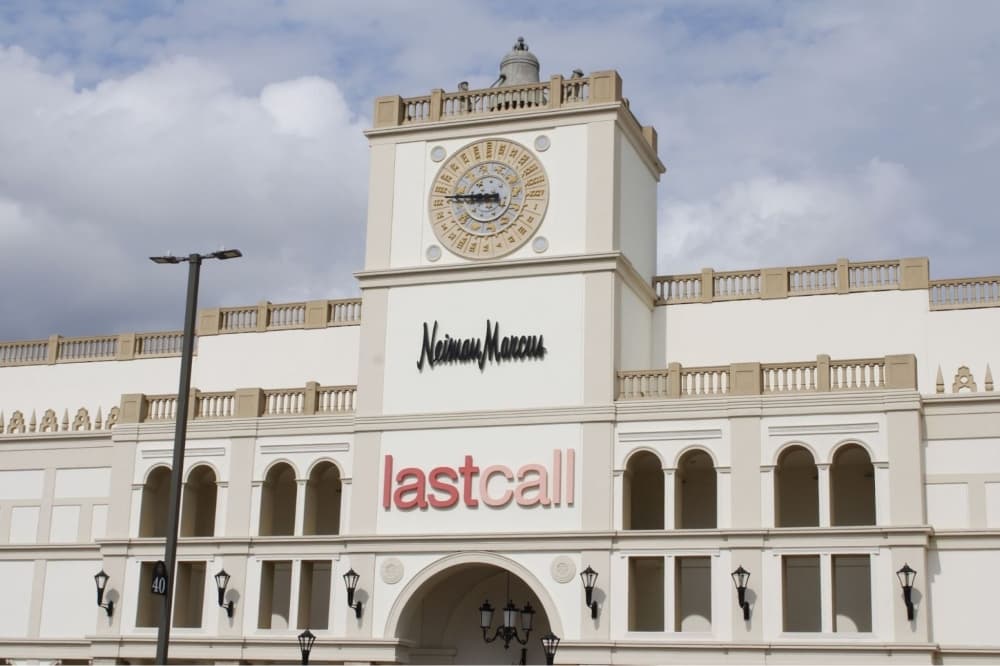 The Neiman Marcus Last Call location in the San Marcos Premium Outlets will close following a store-wide sale. (Michael Milliorn/Community Impact)