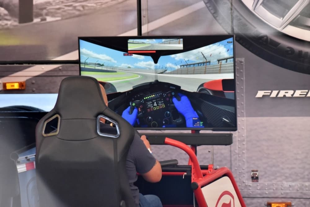 indy car race simulator 
