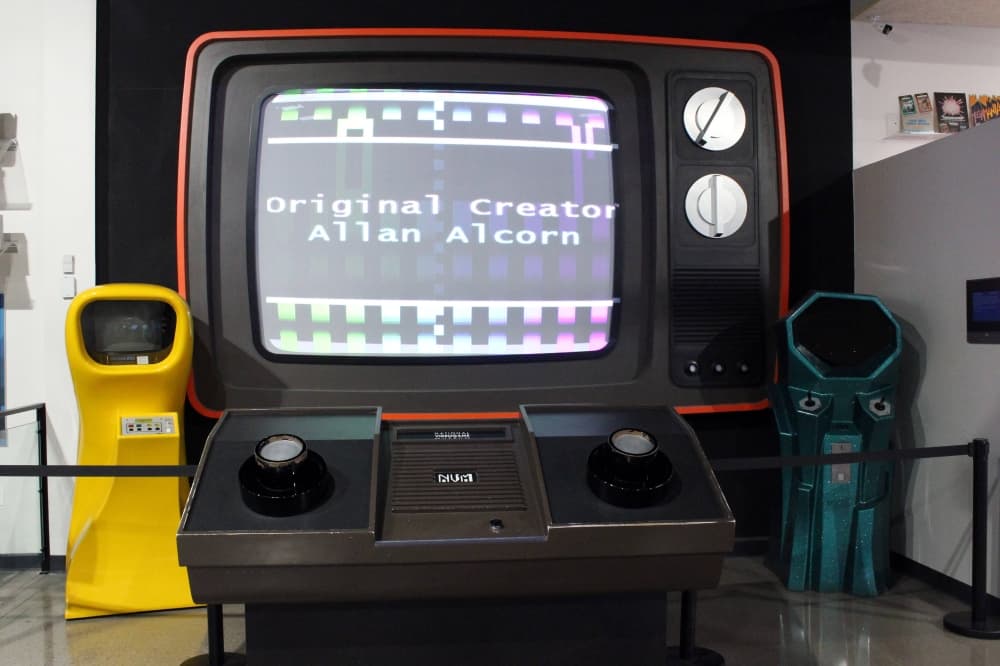 Large game of pong. 