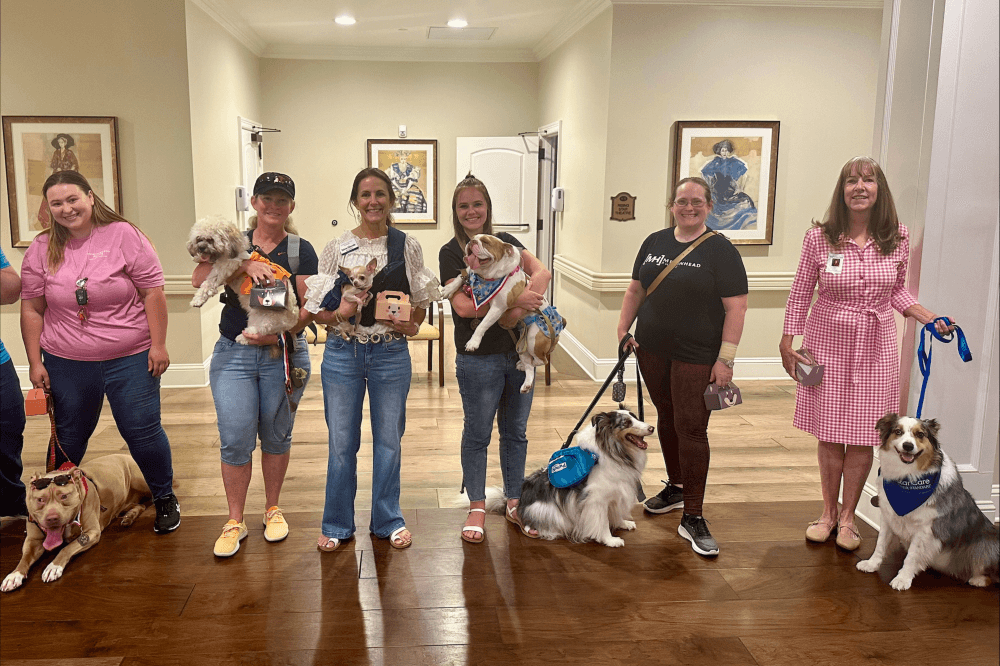 Worthington Manor in Conroe, Texas, luxury senior living and memory care community recognized with Best of Senior Living Award for exceptional care, amenities, and resident engagement.