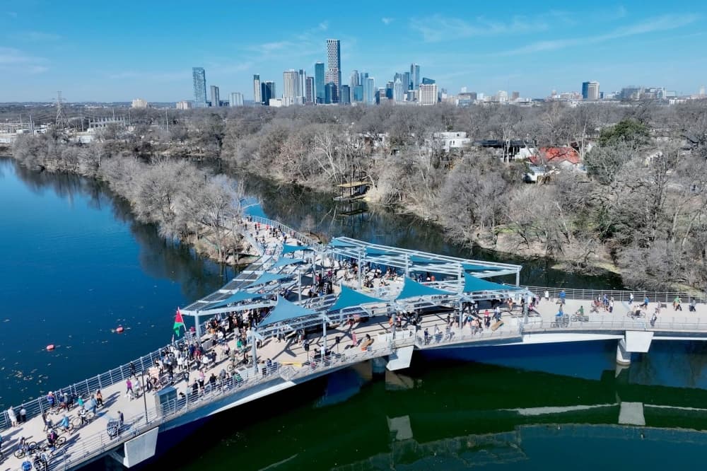 Roundabouts, pedestrian improvements: 6 Austin metro transportation updates