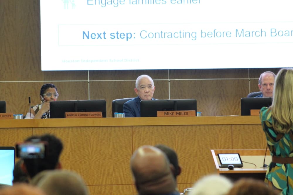 Houston ISD to consider partnerships bringing more autonomy for 4 schools