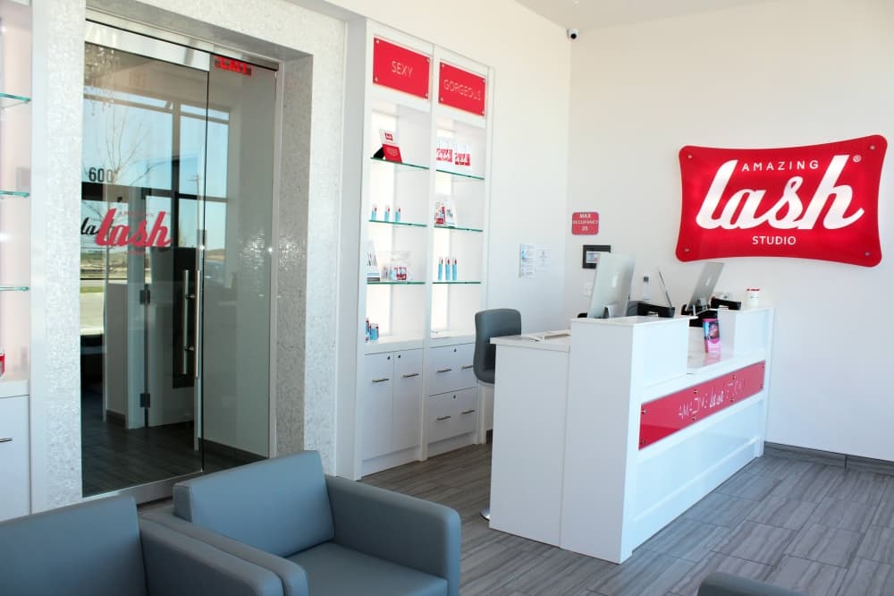 Amazing Lash to offer beauty services in Frisco