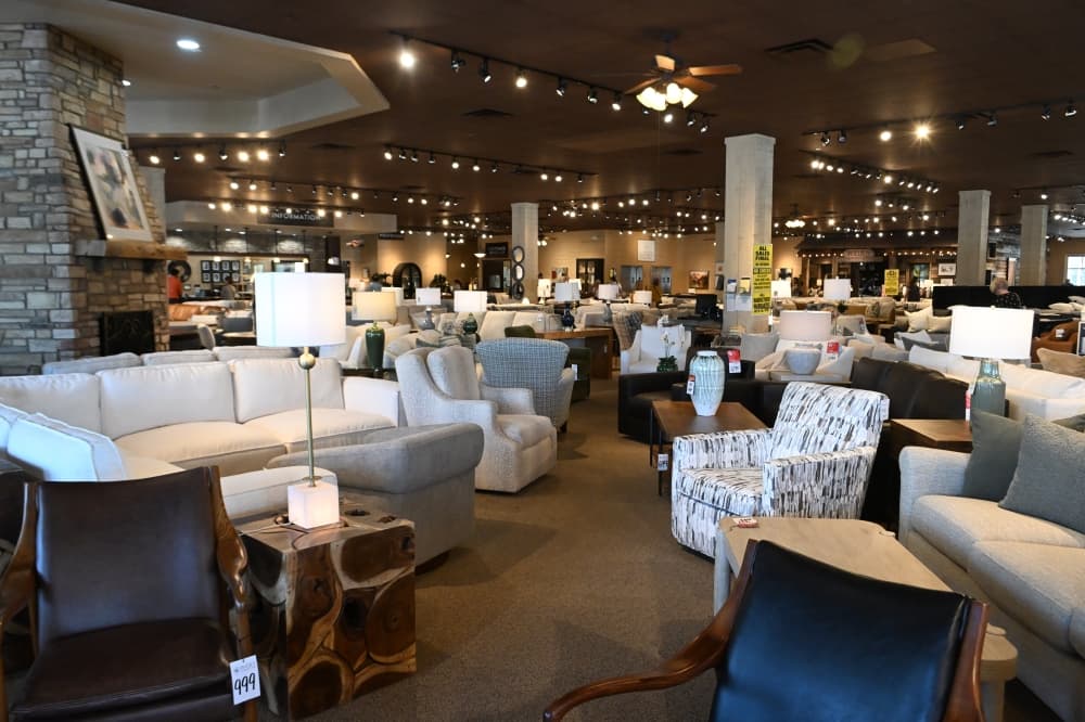 Weir’s Furniture to close all stores, including in Southlake, Plano