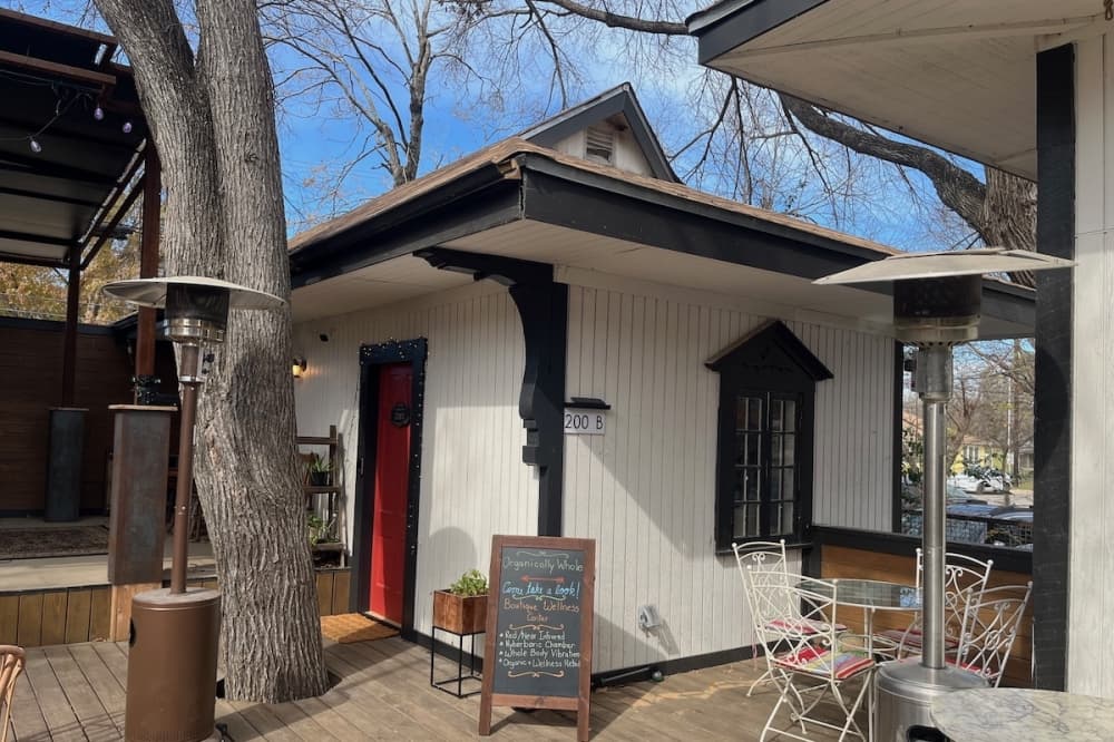 Organically Whole Health & Wellness offers non-invasive treatments in Buda