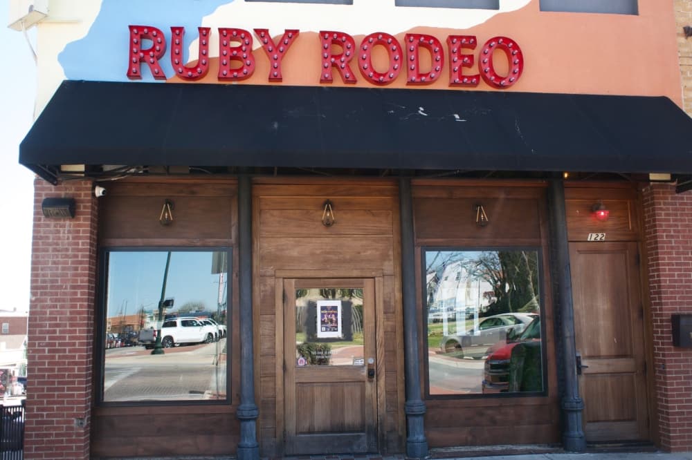 Ruby Rodeo announces opening dates, will offer cocktails, live music