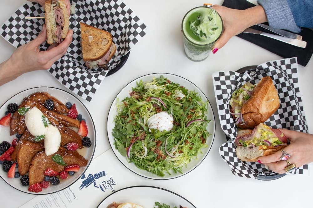 Tiny Grocer Café to serve all-day brunch, dinner at Hyde Park grocery store