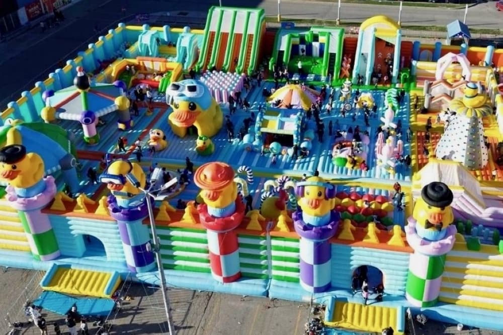Deerbrook Mall to host The Royal Duck bounce park through May 10