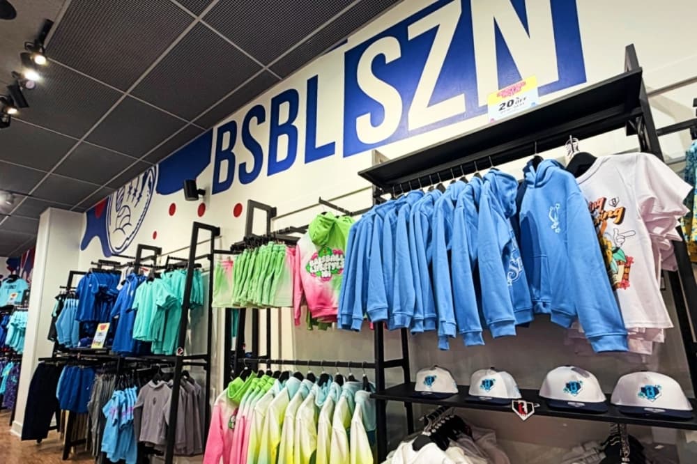 Baseball Lifestyle 101 selling baseball apparel in Grapevine