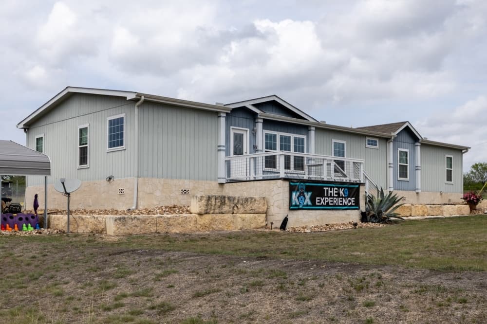 Dog training, boarding facility now open in New Braunfels