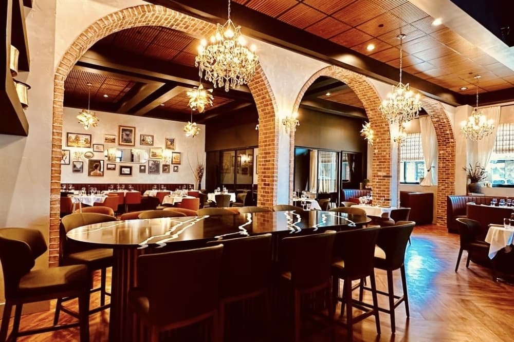European steak house, Hwy. 71, film studio: Check out 6 top stories in the Austin area