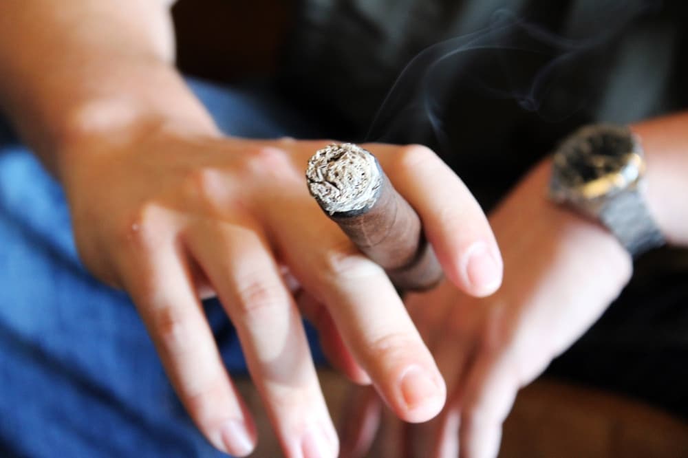 Cigars spark camaraderie at Viso Cigars in McKinney