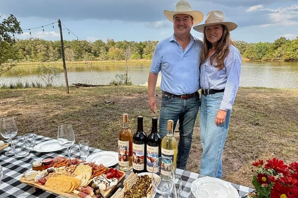 Smithville winery Frontier Cellars opens with Texas wines, small bites