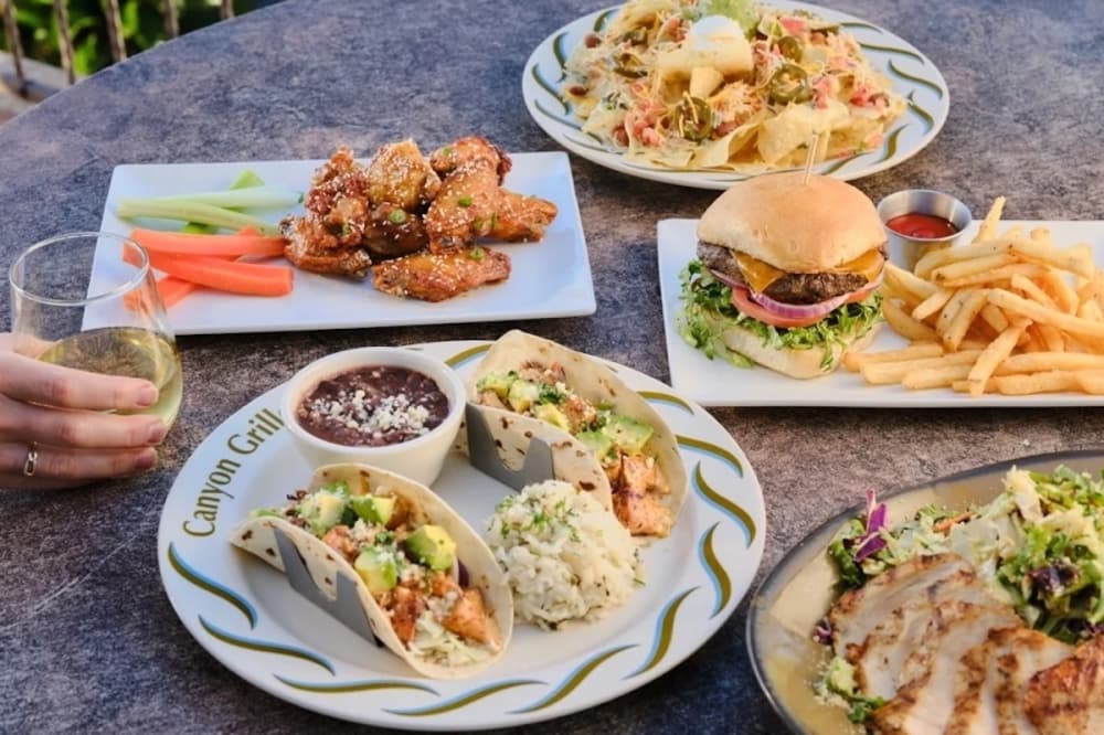 Seafood, brunch and wine: 7 dining updates from Smithville to Lakeway