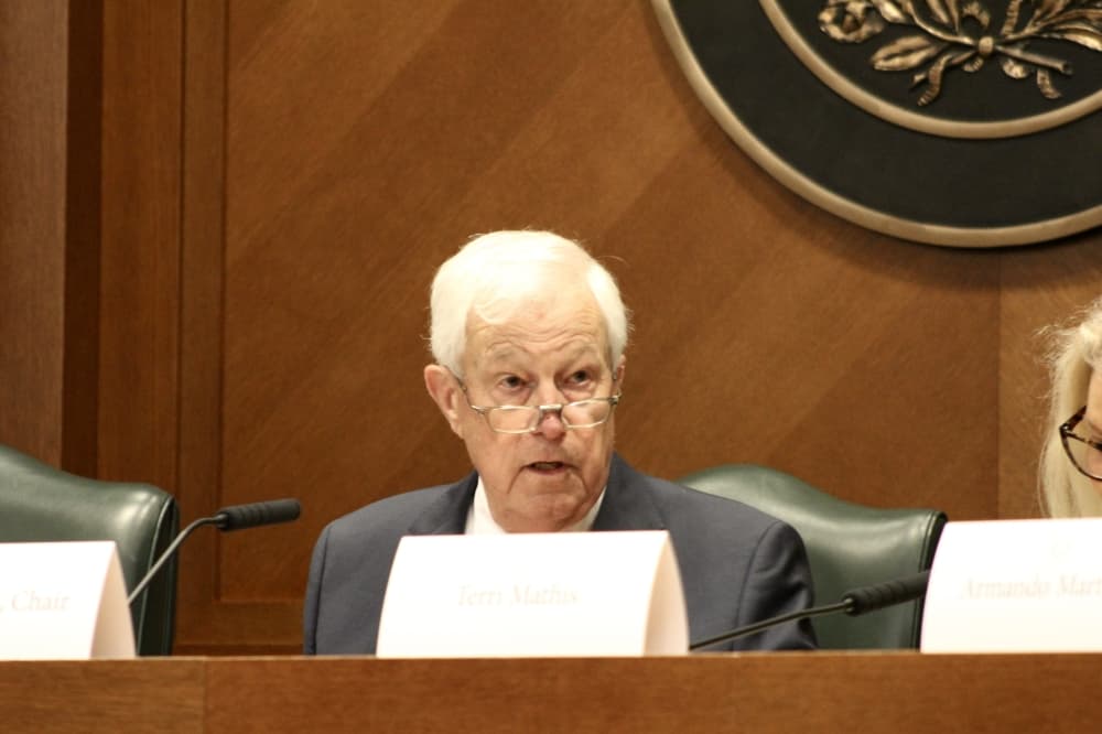 Texas House panel approves $8k fines for Democrats who left state during summer redistricting fight