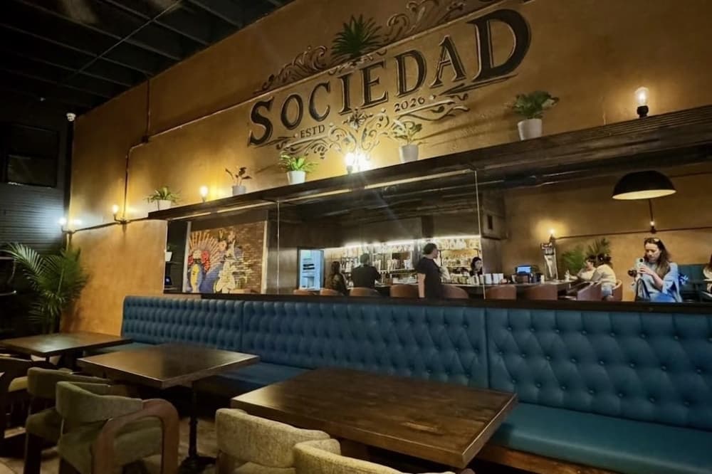 Bar and restaurant rebrands in downtown Round Rock