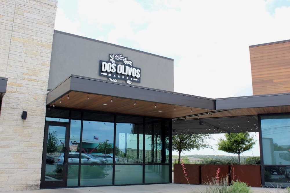Dos Olivos Market closes Dripping Springs location